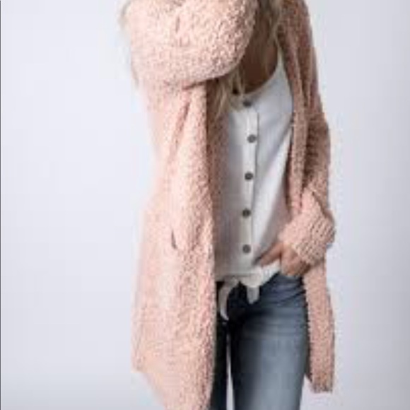 ✨LAST ONE✨Blush chunky knit popcorn cardigan - Picture 7 of 7